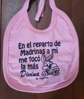 Baberos de tela con frases