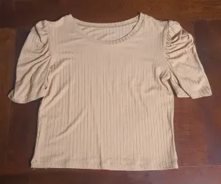 Remera Manga Corta Morley Con Detalle De Voladitos