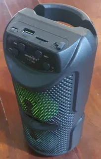 Parlante Portátil Doble Bazooka 3x2 - Bluetooth y Radio FM