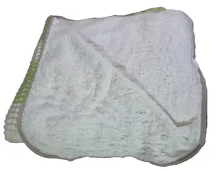 Manta de Cama con corderito acanalada